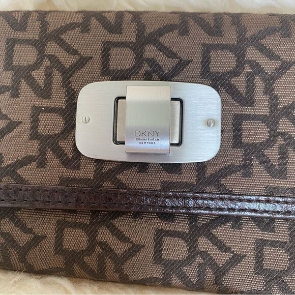 Dkny Brown leather trim signature wallet - Picture 2 of 8